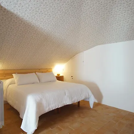 Le Fate - Tra Mare E Sambuco (Rome)